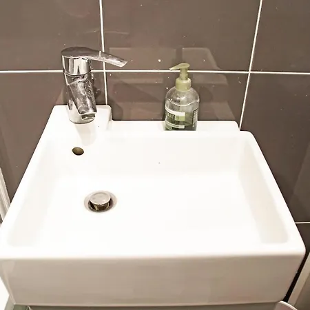 Nice Apartment 10 Min From The Place Des Vosges